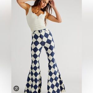 Free People Just Float on Flares